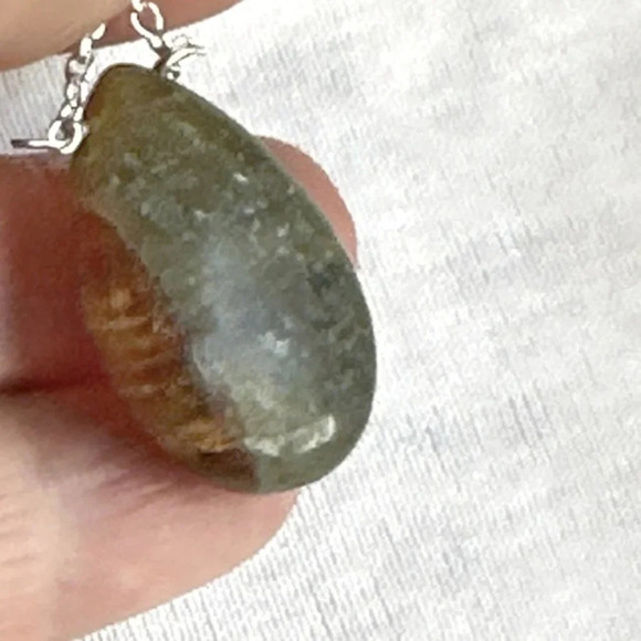 Big Labradorite raindrop pendant sterling silver necklace/worry stone/ - Picture 2 of 7